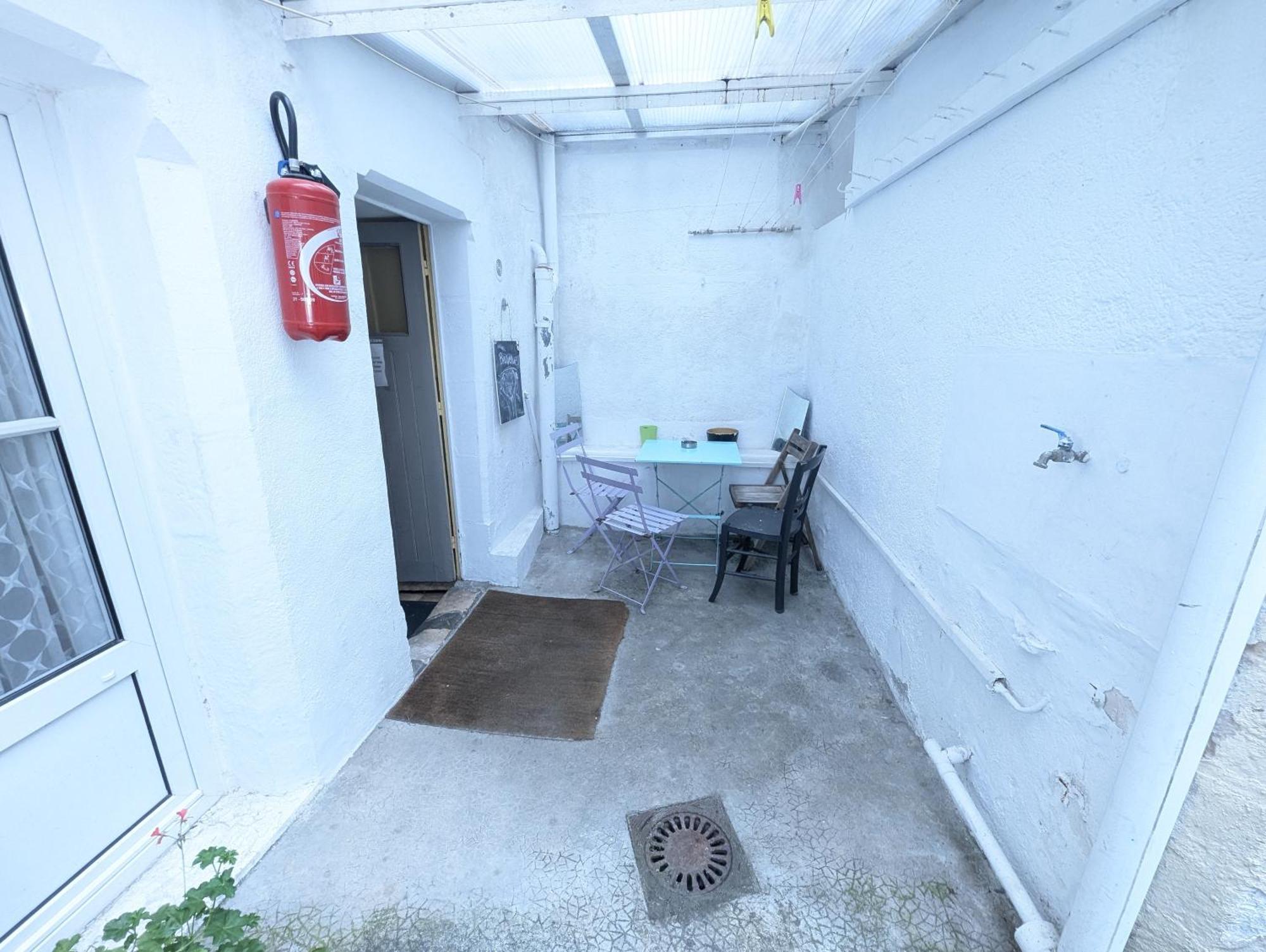 Chambres Poitiers Centre Ville - Salle De Bain, Refrigerateur, Tv Et Machine A Cafe Privatifs - Cuisine Commune - Terrasse - Hotel De Ville A 200M מראה חיצוני תמונה